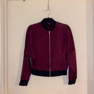 Women’s bomber jacket, top shop brand, size 6 (US), maroon color with navy trim